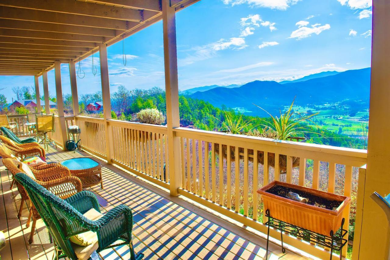 Tanasi Lodge - Reunions, Retreats, Weddings, Family Getaways セバービル エクステリア 写真
