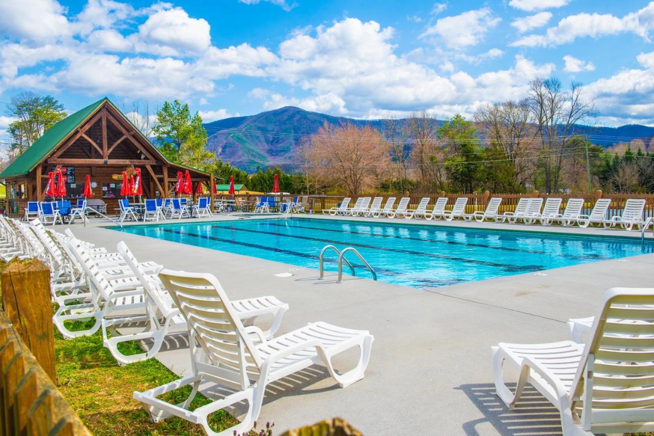 Tanasi Lodge - Reunions, Retreats, Weddings, Family Getaways セバービル エクステリア 写真