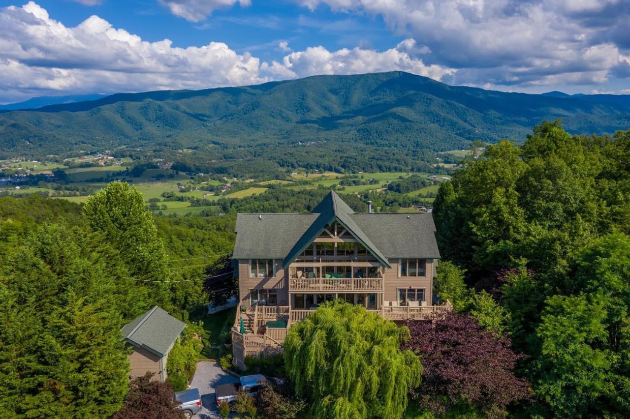 Tanasi Lodge - Reunions, Retreats, Weddings, Family Getaways セバービル エクステリア 写真
